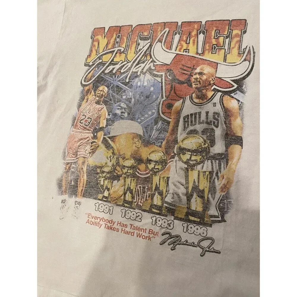Vintage (Men's XL) Michael Jordan Chicago Bulls T-shirt